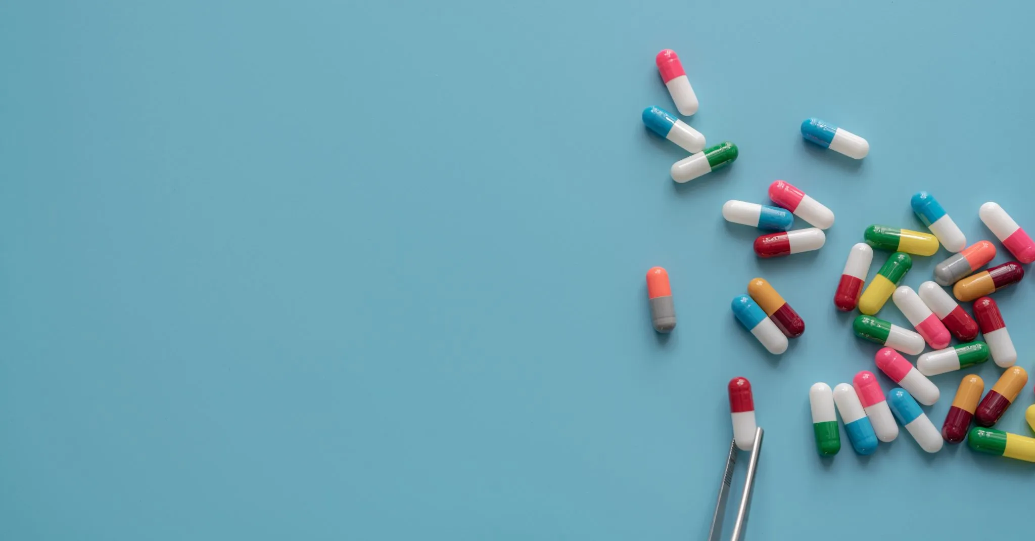 antibiotic-drug-selection-multi-colored-capsule-p-2025-01-29-04-42-20-utc.JPG